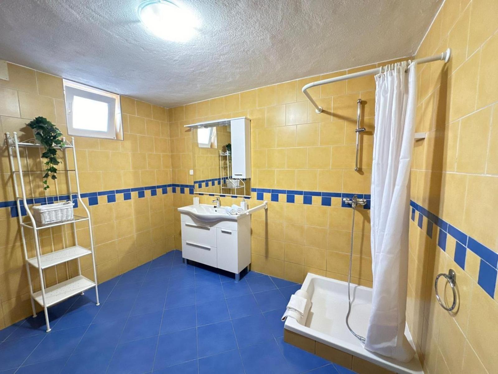 Guest House Kovacevic Hvar Town Exterior foto