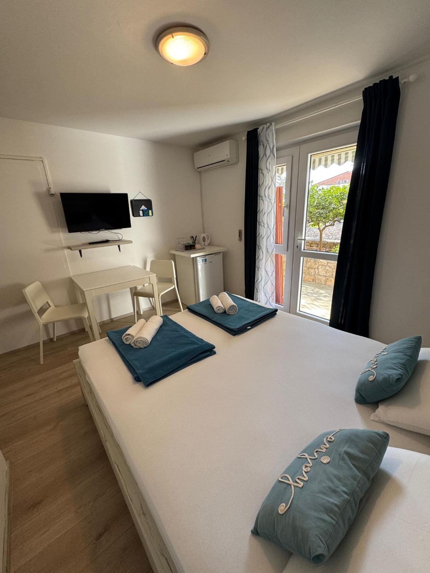 Guest House Kovacevic Hvar Town Exterior foto