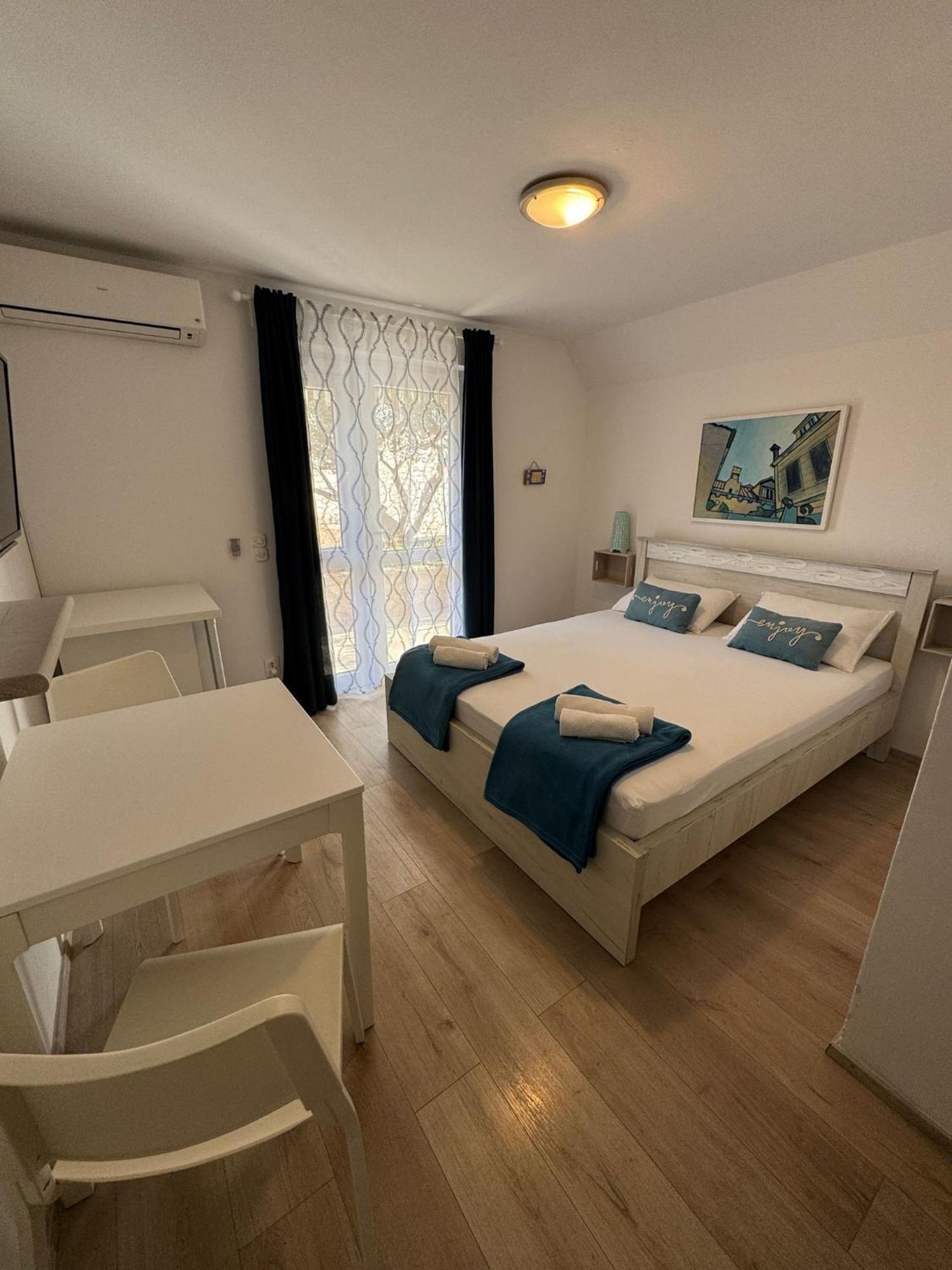 Guest House Kovacevic Hvar Town Exterior foto